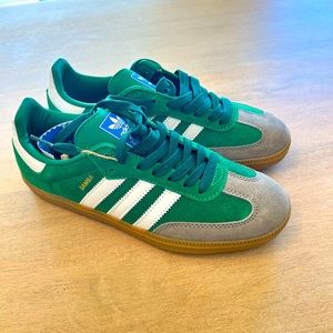 US 6.5 Green Adidas Samba